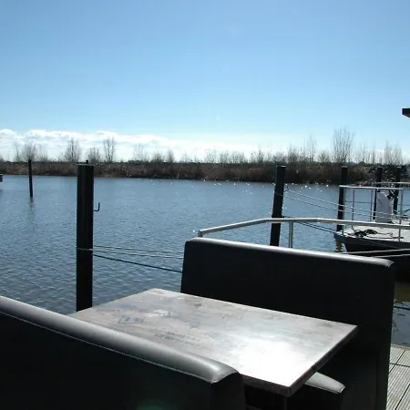Beautiful Houseboat In The Harbour Of Near Centre Botel Volendam