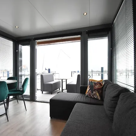 Båthotell Boat In Near Marina Museum *