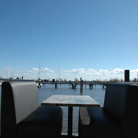 Båthotell Boat In Near Marina Museum