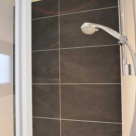 Boat In Near Marina Museum Båthotell